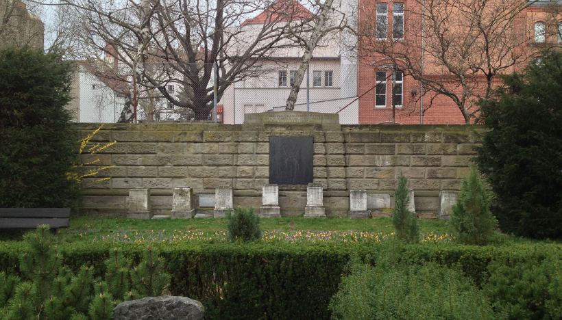 Familienbegräbnis Marÿ von Bülow, Alter Friedhof der Zwölf-Apostel-Gemeinde, Berlin-Schöneberg