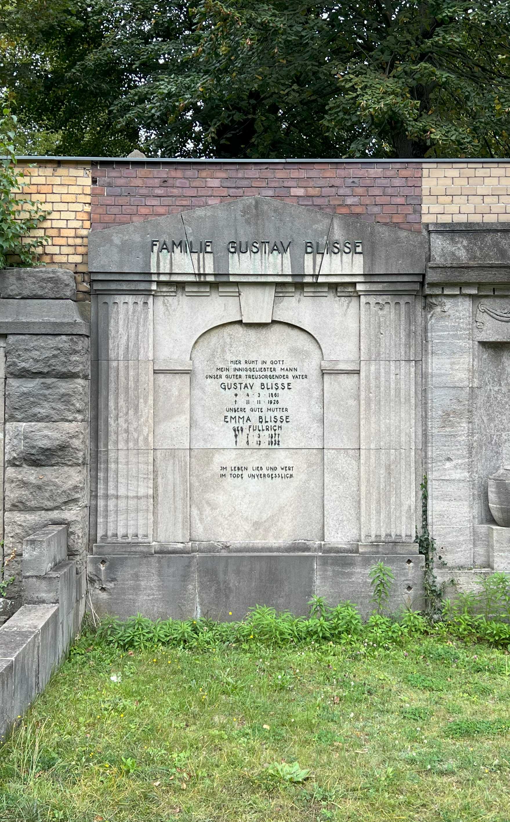 Grabstein Gustav Blisse, Friedhof Wilmersdorf, Berlin